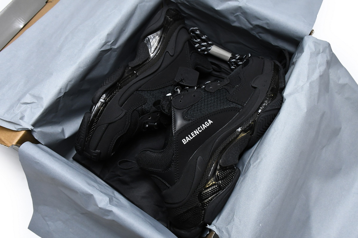 Ba***ci*ga Triple S Black  541624 W2FB1 1000