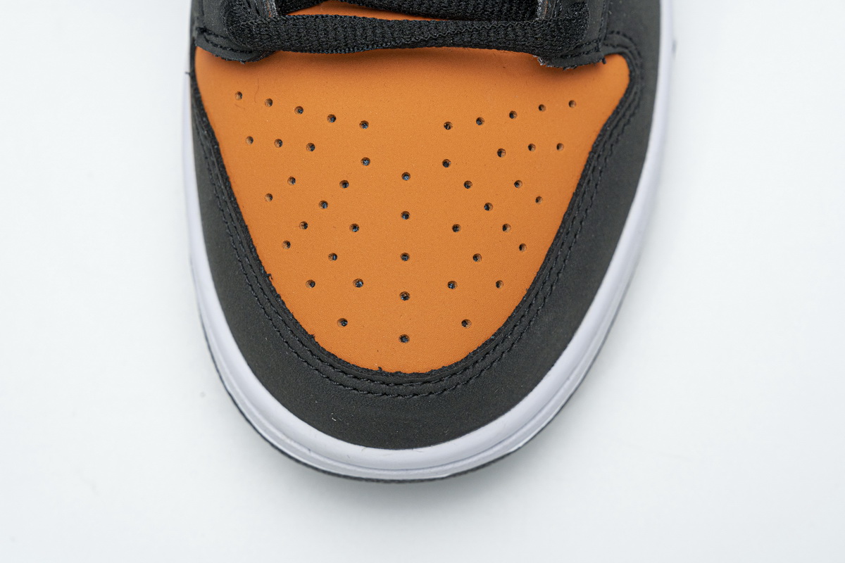 Nike SB Dunk Low Pro “Orange Flash”  304292-801