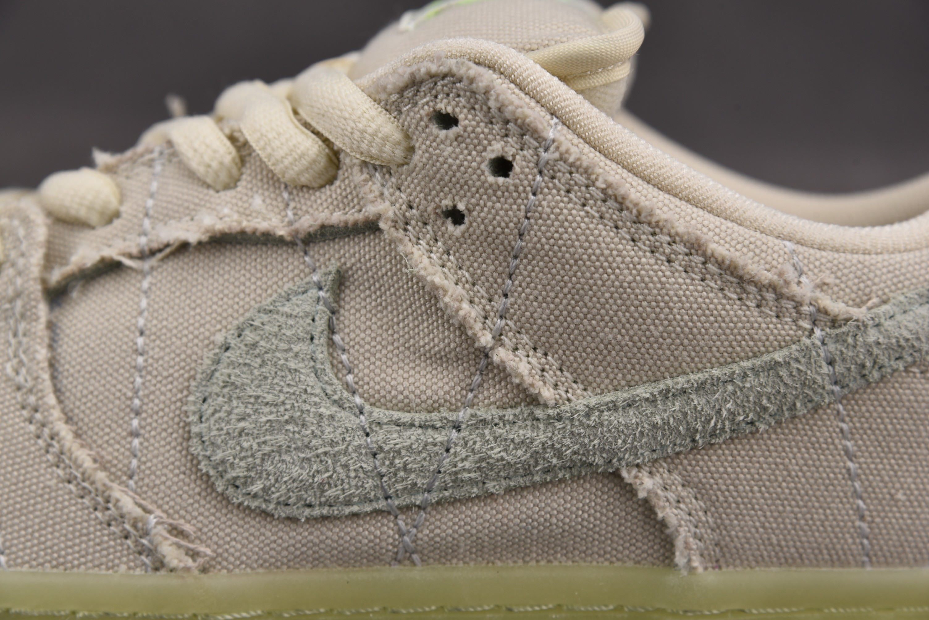 M Batch  SB Dunk Low “Mummy” DM0774-11