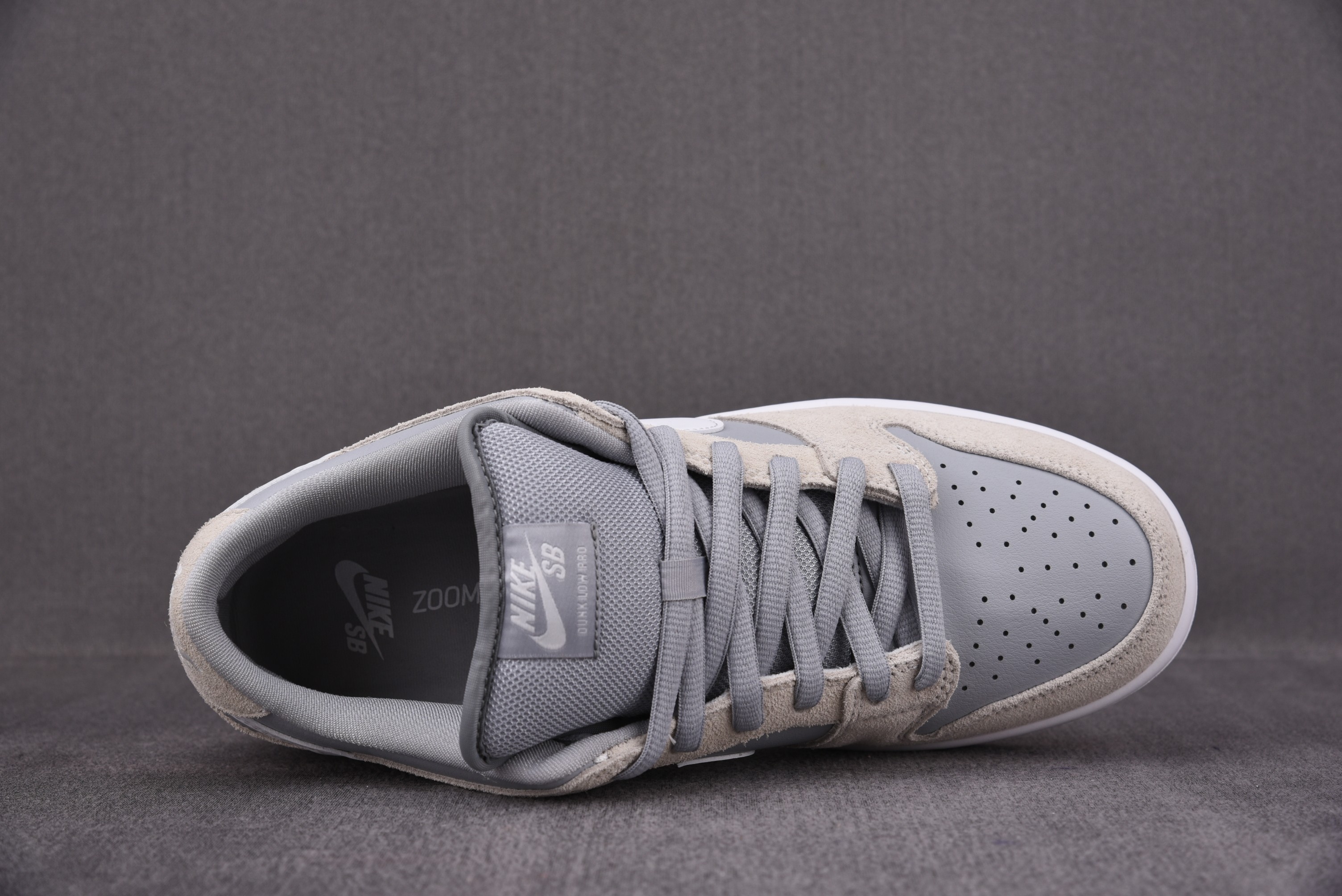 M Batch  Nike SB Dunk Low TRD “Summit White”  AR0778-110