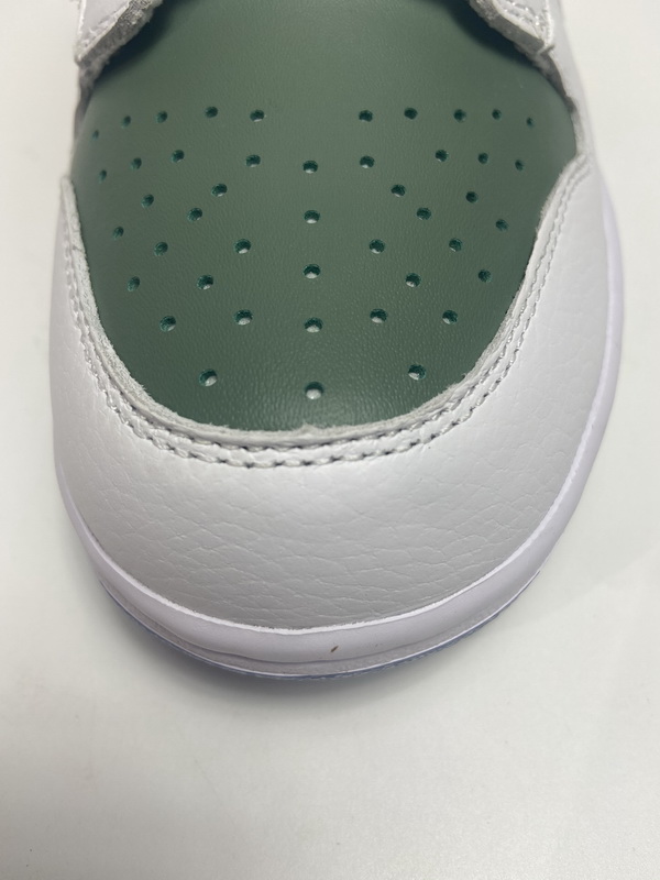 Nike Dunk Low NY vs NY  DN2489-300