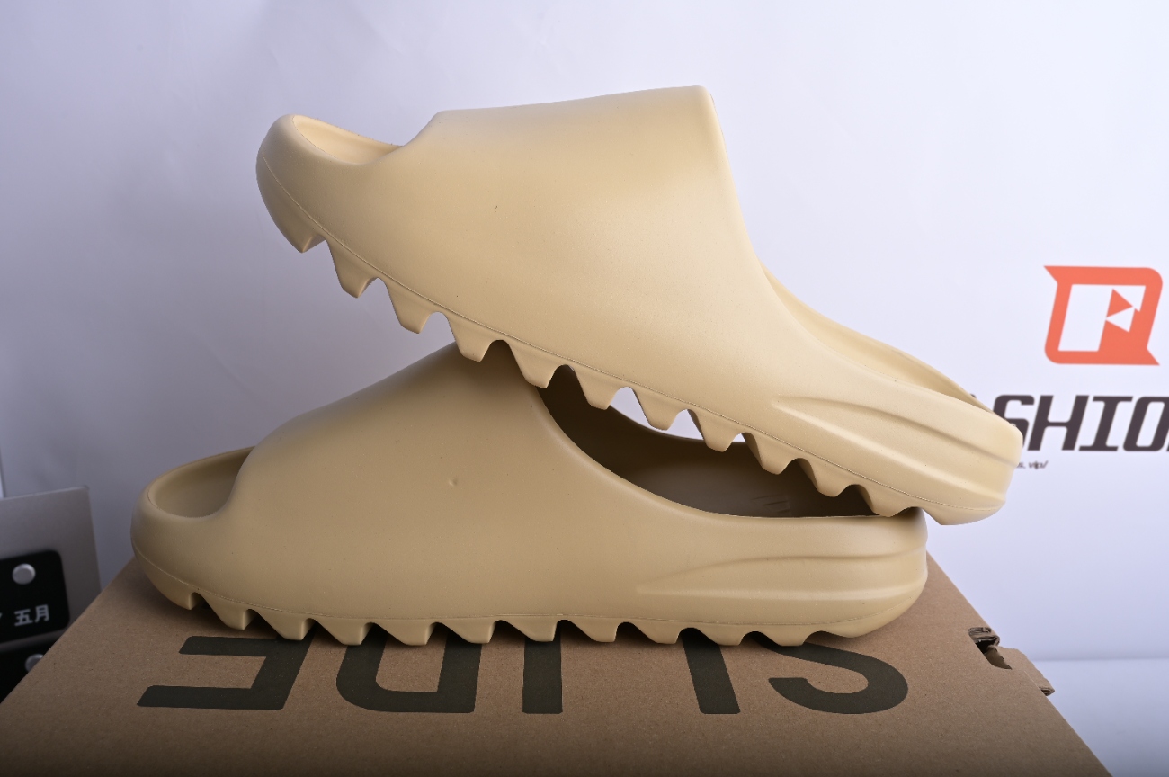 adidas Yeezy Slide DESSAN  FW6344