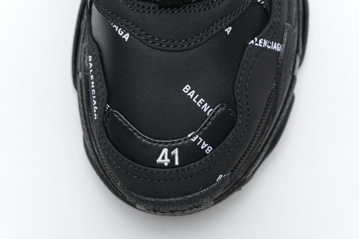 Ba***ci*ga Triple S Black  524039 W06E2 2020