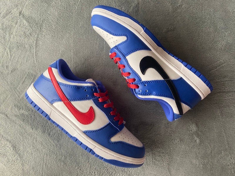 Nike Dunk Low GS Royal Red  CW1590-104