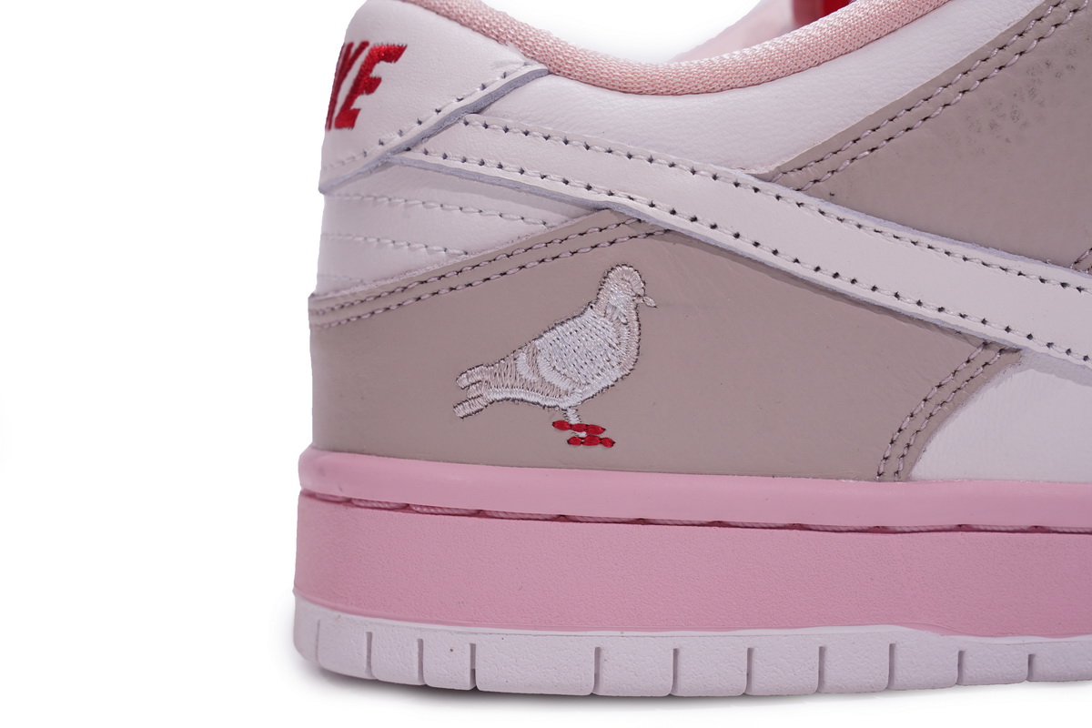 Nike SB Dunk Low PRO OG QS Pink Pigeon    BV1310-012