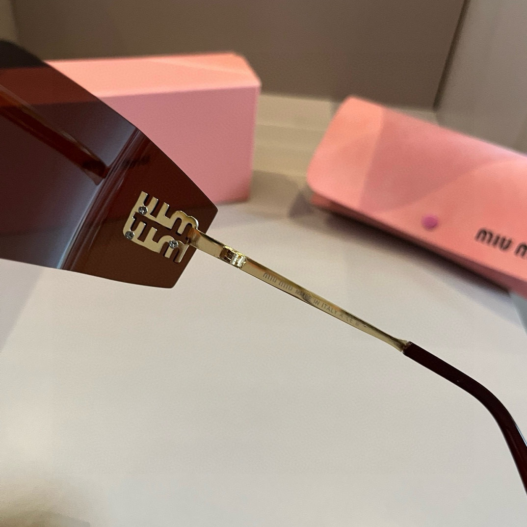 Glasses MIU MIU