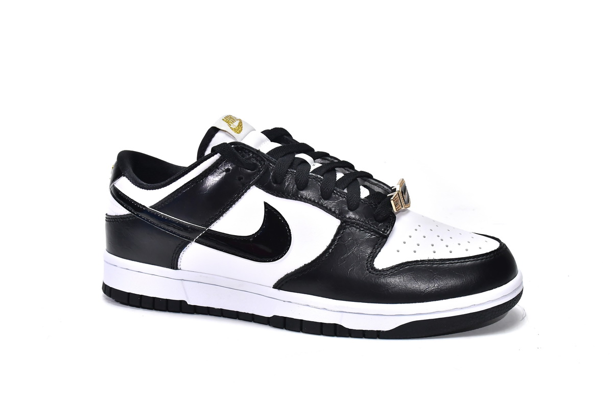 Nike Dunk Low World Champ  DR9511-100