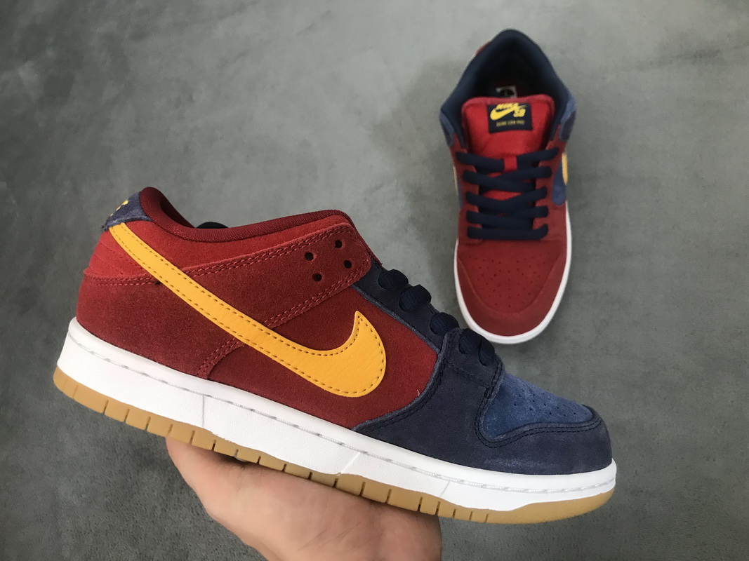 Nike SB Dunk Low Barcelona    DJ0606-400