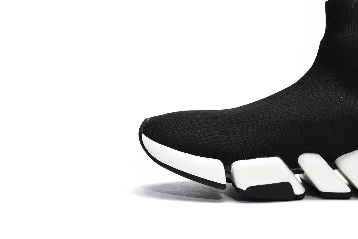 Ba***ci*ga Speed 2.0 Sneaker Black White  B33