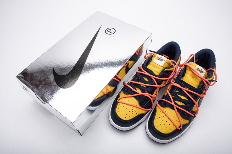 OFF WHITEx Nike Dunk SB Low White Michigan  CT0856-700