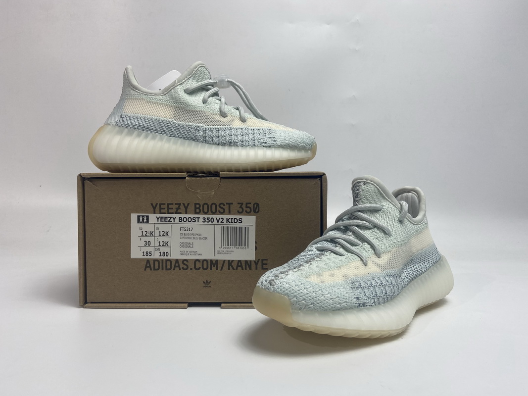 KID shoes adidas Yeezy Boost 350 V2 Cloud White Reflective  FT5317