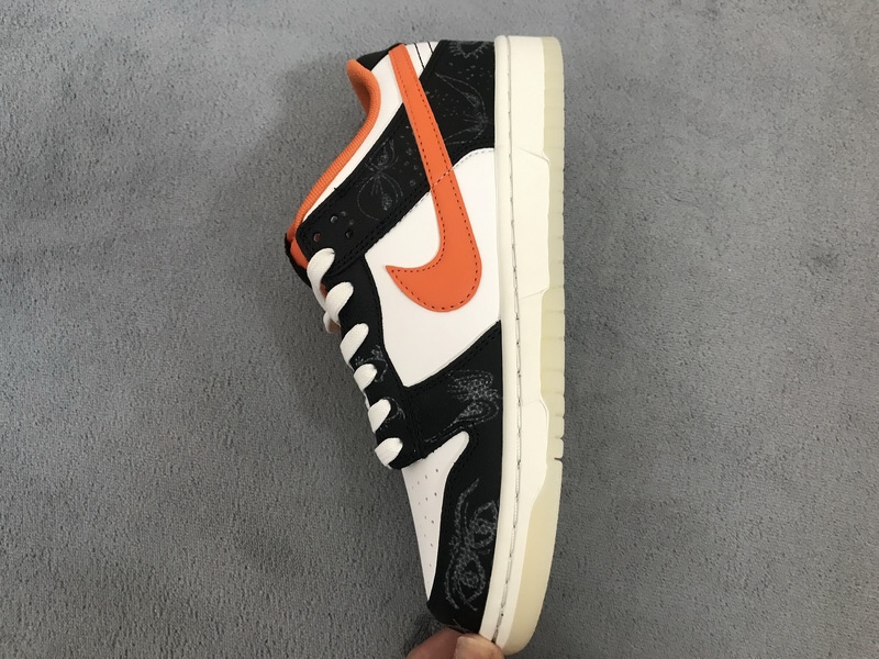 Nike Dunk SB Low Pro Halloween  DD3357-100
