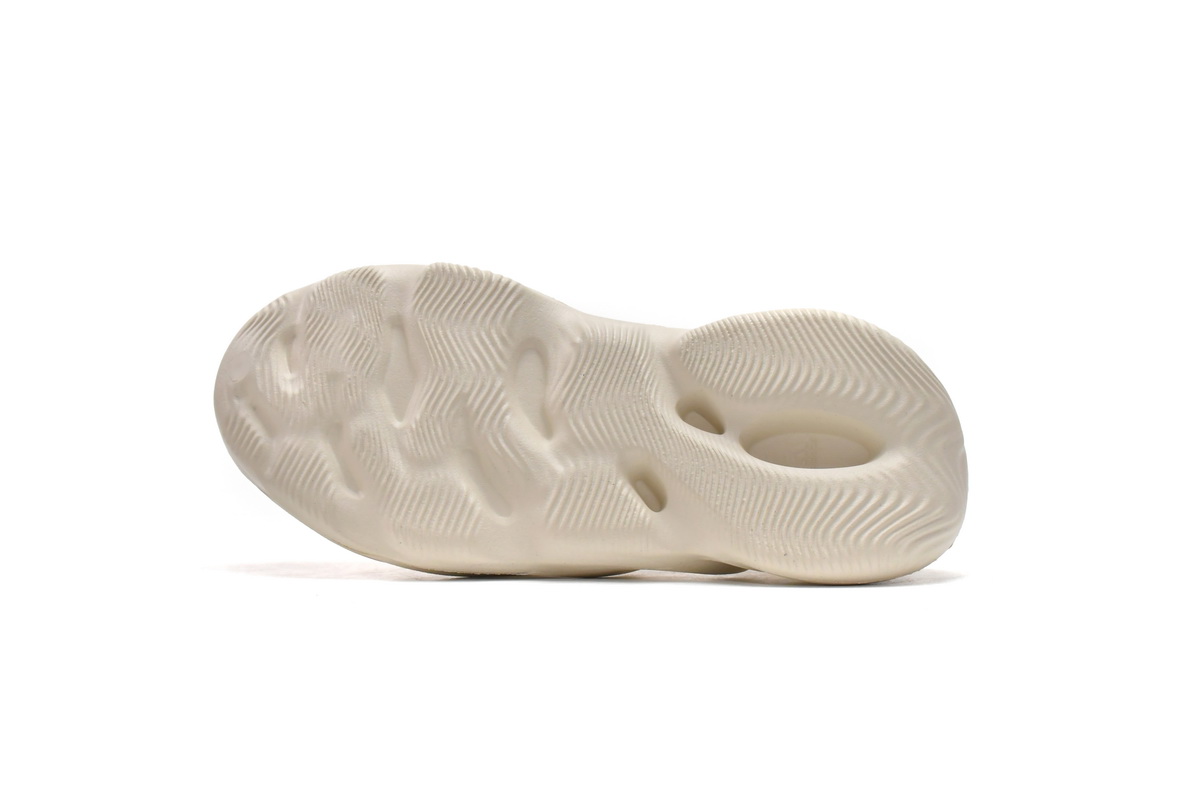 adidas Yeezy Foam Runner Sand   FY4567