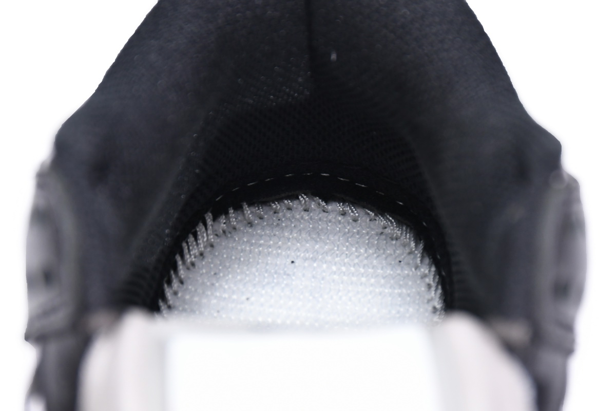 Quartersnacks x Nike SB Dunk Low Zebra    DM3510-001