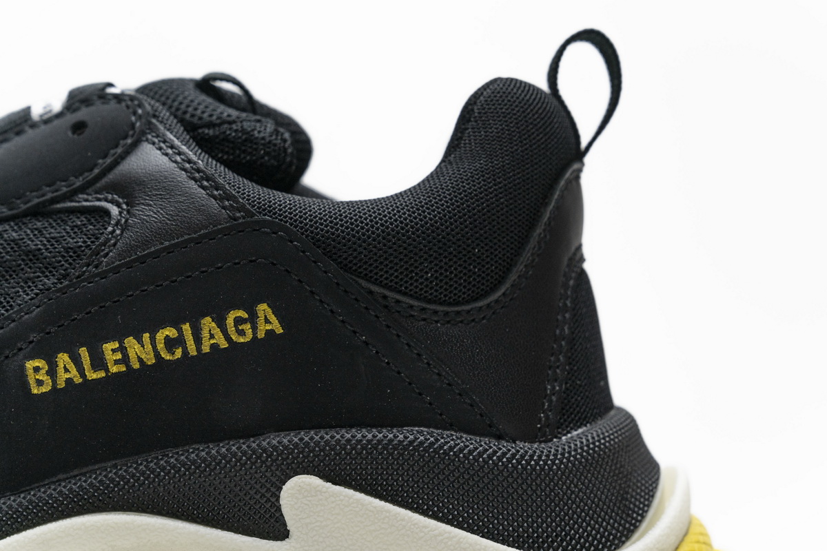 Ba***ci*ga Triple S Black Yellow  483513 W06E1 1078