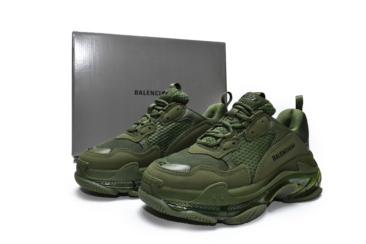 Ba***ci*ga Triple S Pitch Green  541624 W2GA1 2325