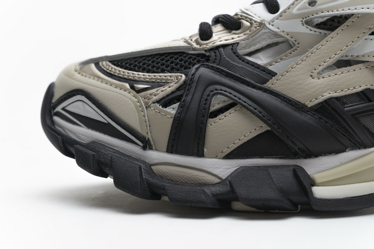 Ba***ci*ga Track 2 Sneaker Champagne Black   570391 W2GN9 2009