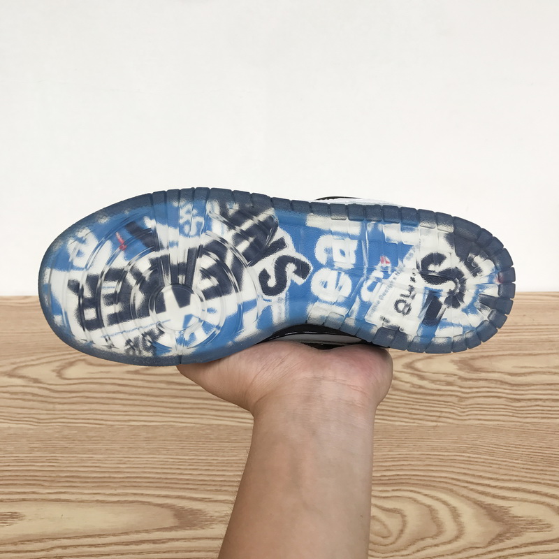 Staple x Nike SB Dunk Low “Panda Pigeon”   BV1310-013