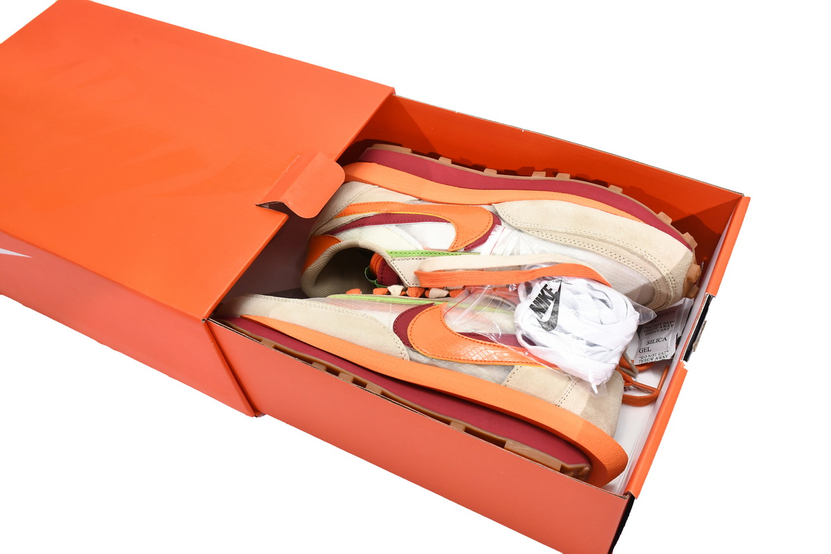 CLOT x sacai x Nike LDWaffle Orange Blaze DH1347-100