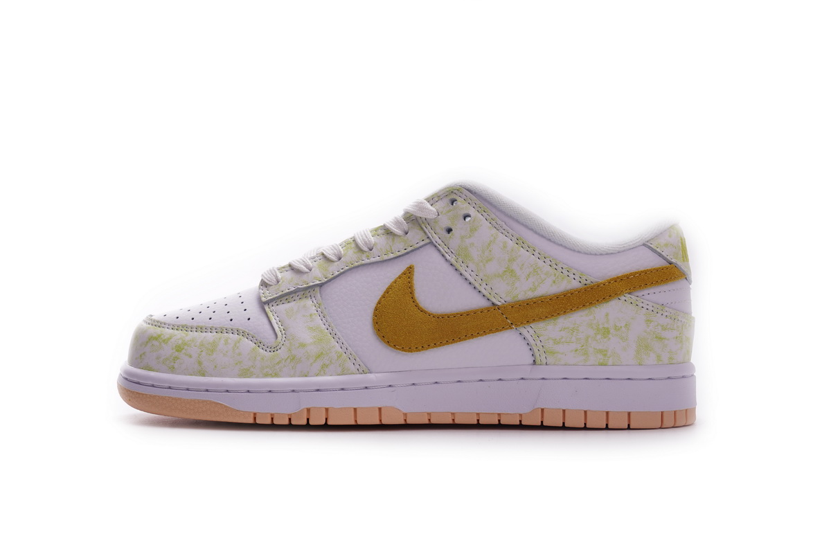 Nike Dunk Low Yellow Strike   DM9467-700