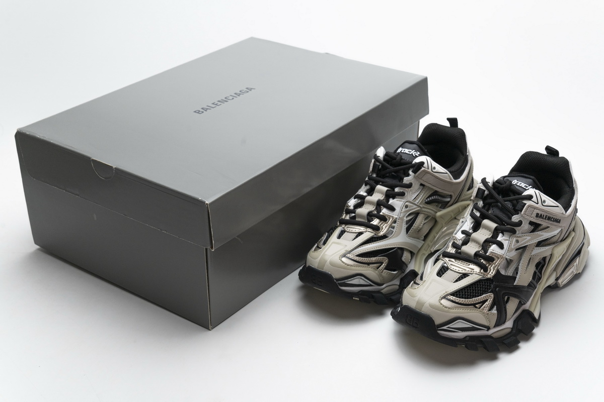 Ba***ci*ga Track 2 Sneaker Champagne Black   570391 W2GN9 2009