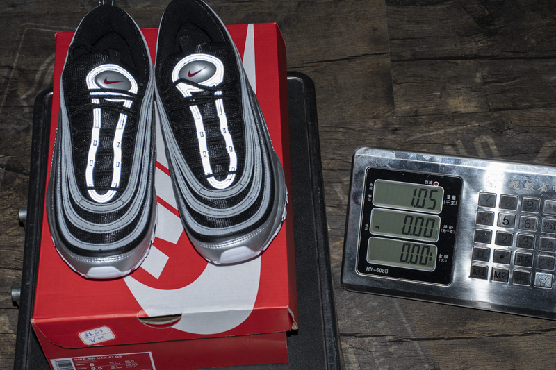 Nike Air Max 97 QS “Liquid silver” AT5458-001