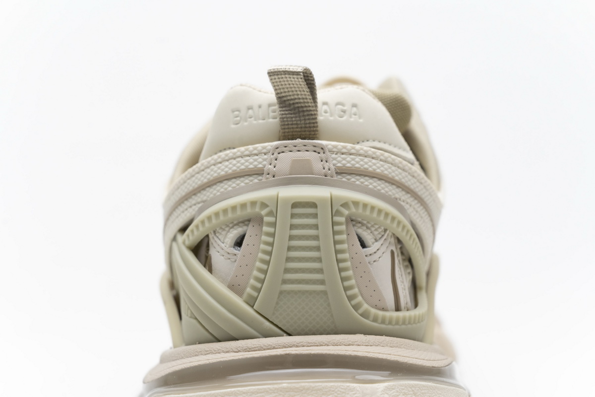 Ba***ci*ga Track 2 Sneaker Khaki   570391 W2GN1 9029