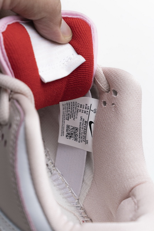Womens Nike SB Dunk Low PRO OG QS  Pink Pigeon   BV1310-012