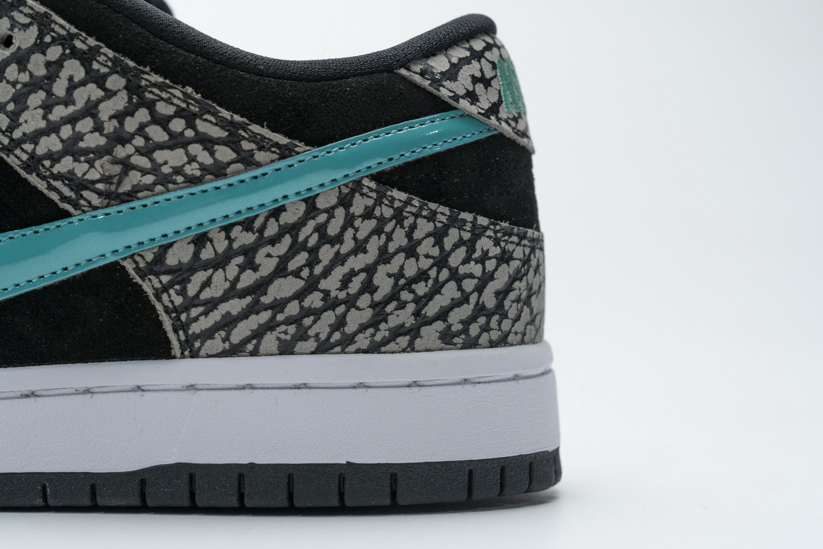 Nike SB Dunk Low atmos Elephant   BQ6817-009