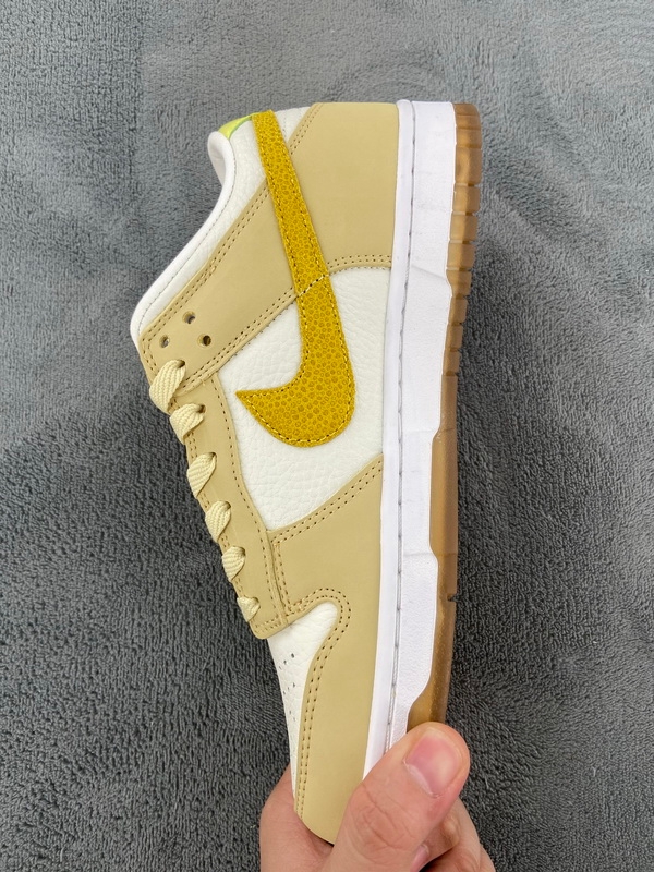 Nike Dunk Low Lemon Drop  DJ6902-700