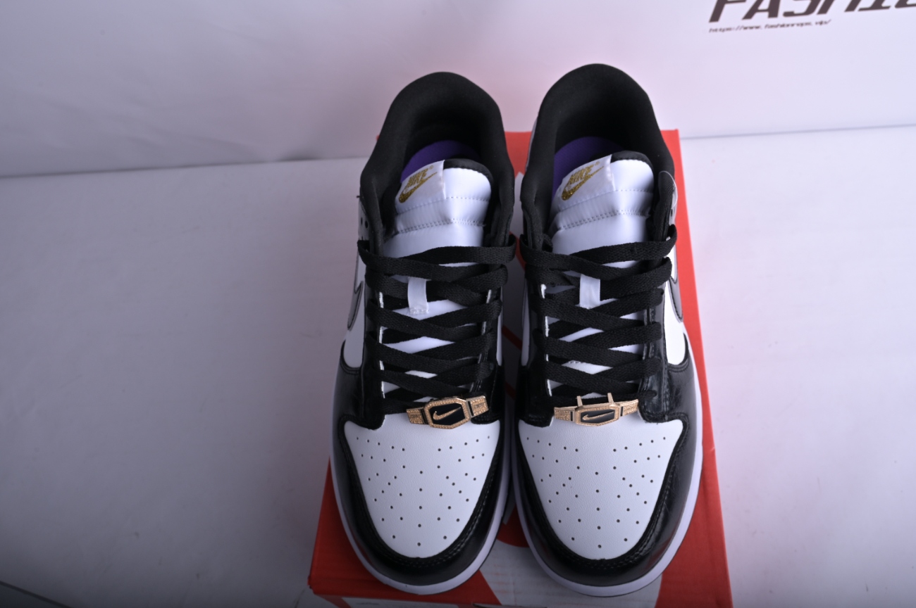 Nike Dunk Low World Champ  DR9511-100