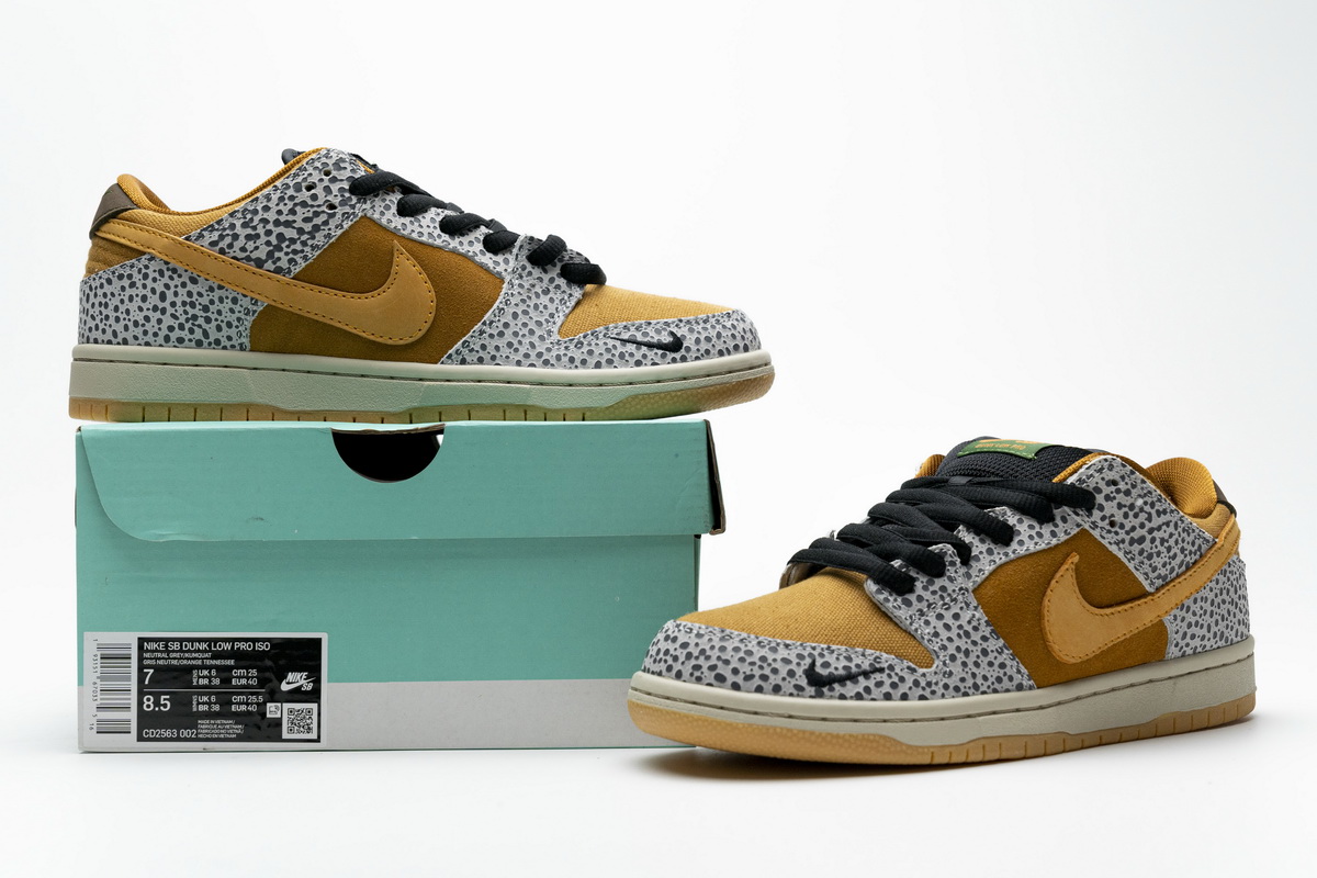 Nike SB Dunk Low “Safari”  CD2563-002