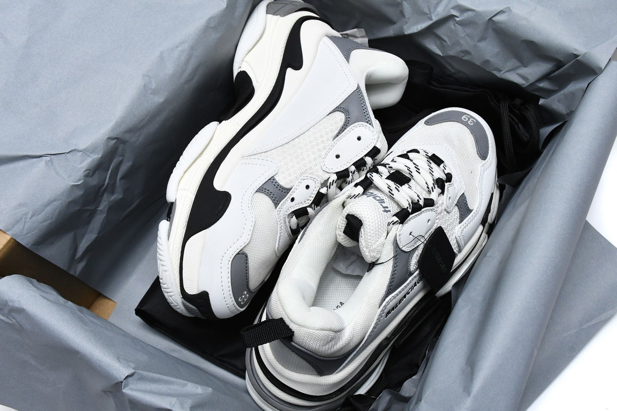 Ba***ci*ga Triple S White Grey  536737 W09O1 9089