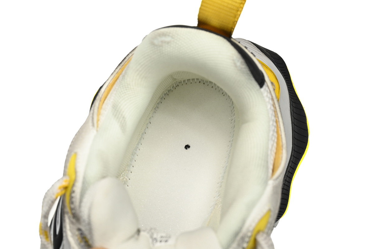 Ba***ci*ga  CARGO White yellow silver 784339-W2MV1-1170