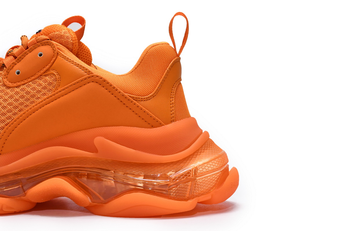 Ba***ci*ga Triple S Orange  541624 W2GA1 7510