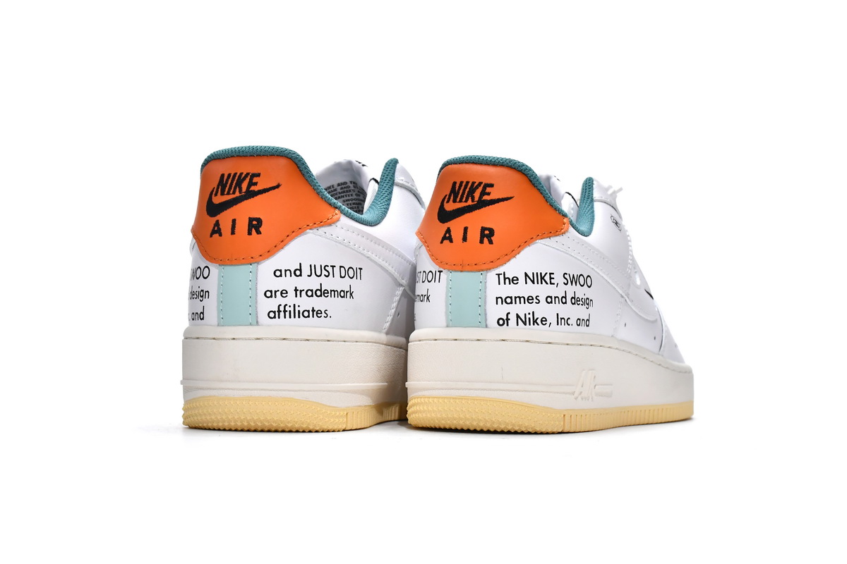 Nike Air Force 1‘07 LE Starfish DM0970-111
