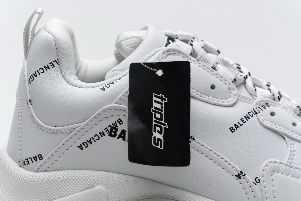 Ba***ci*ga Triple S White  524039 W06E2 2021