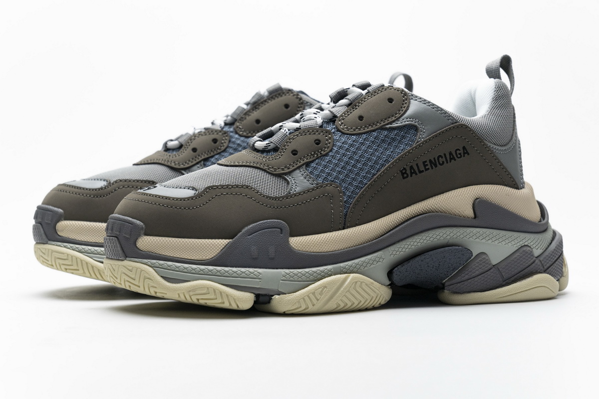 Ba***ci*ga Triple S Grey  483513 W06E1 1259