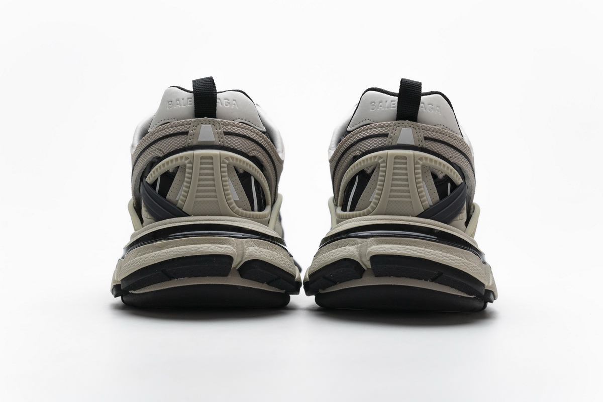 Ba***ci*ga Track 2 Sneaker Champagne Black   570391 W2GN9 2009