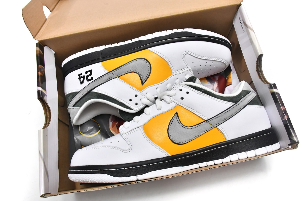 Otomo Katsuhiro x Nike SB Dunk Low Pro Kobe  LF2428-001