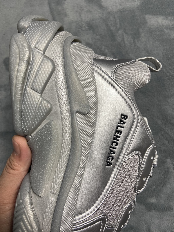 Balenciaga Triple S Light Gray Silver   536737 W2FS2 8100