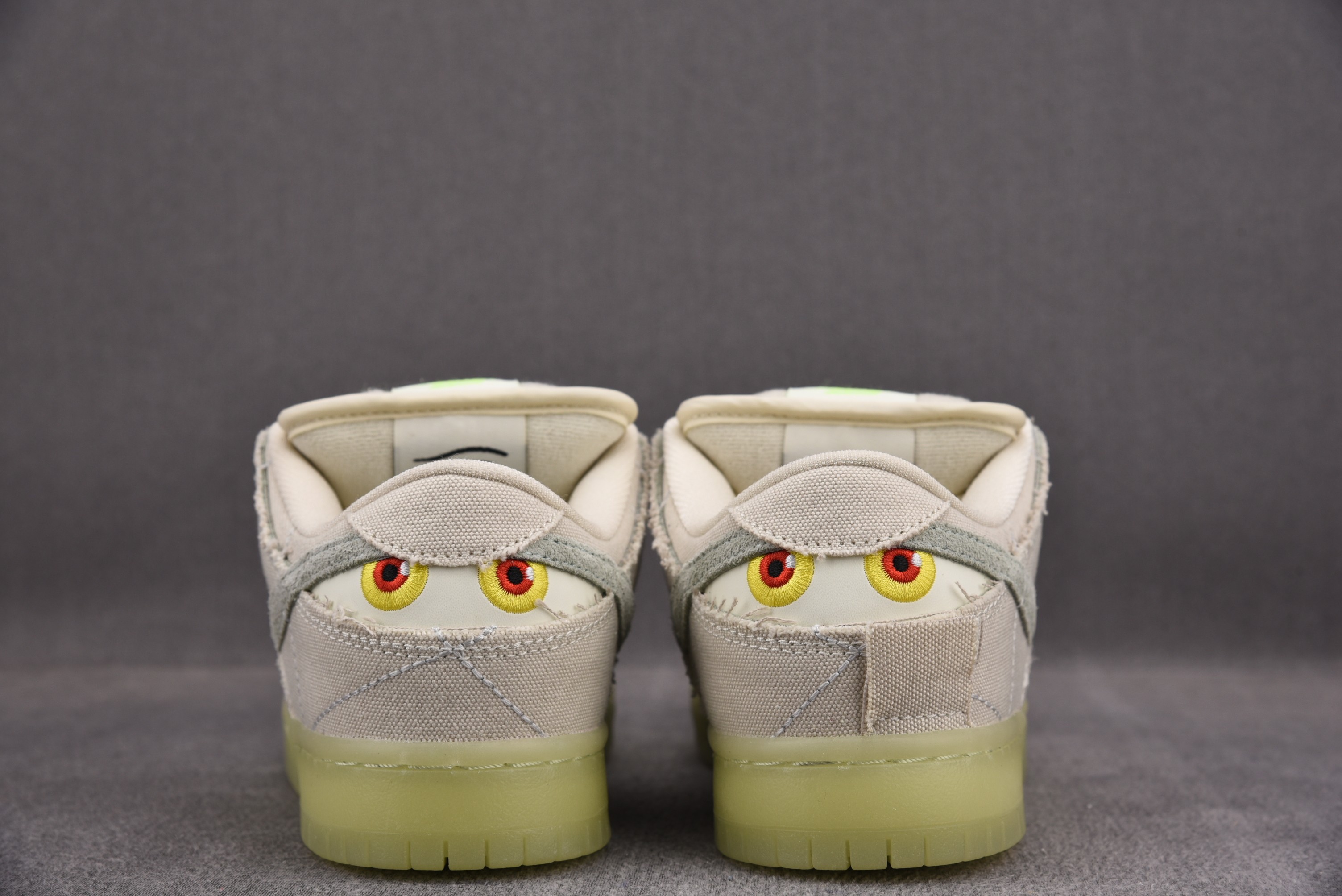 M Batch  SB Dunk Low “Mummy” DM0774-11