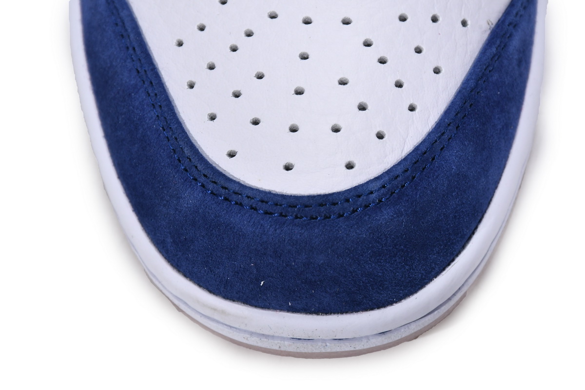 Nike SB Dunk Low Ishod Wair BMW  839685-416