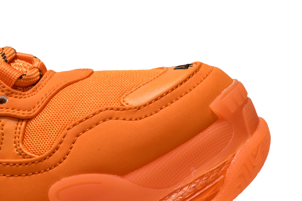 Ba***ci*ga Triple S Orange  541624 W2GA1 7510