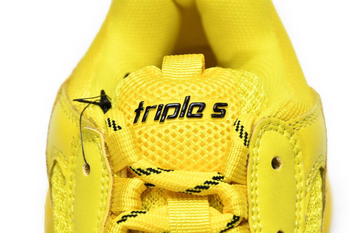Ba***ci*ga Triple S Yellow   541624 W0901 7500