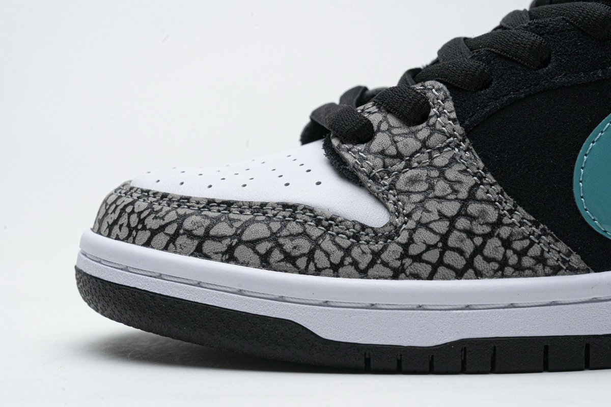 Nike SB Dunk Low “atmos Elephant”   BQ6817-009