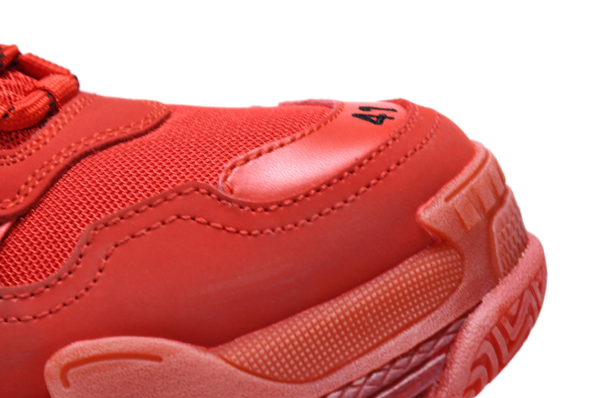 Ba***ci*ga Triple S Dark Red   541624 W09O1 6500