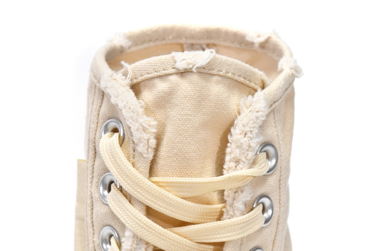 Ba***ci*ga Paris High Destroyed - White   688752 W3RC4 9090