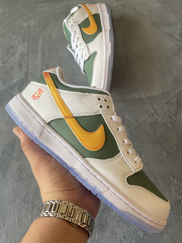 Nike Dunk Low NY vs NY  DN2489-300
