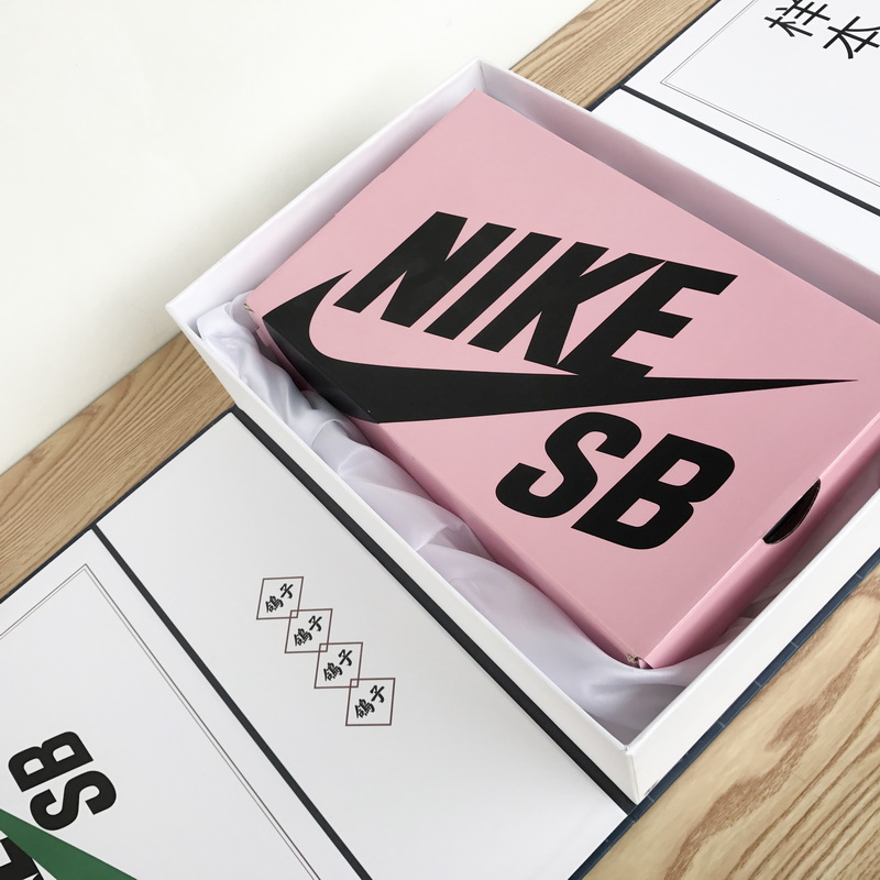 Staple x Nike SB Dunk Low “Panda Pigeon”   BV1310-013